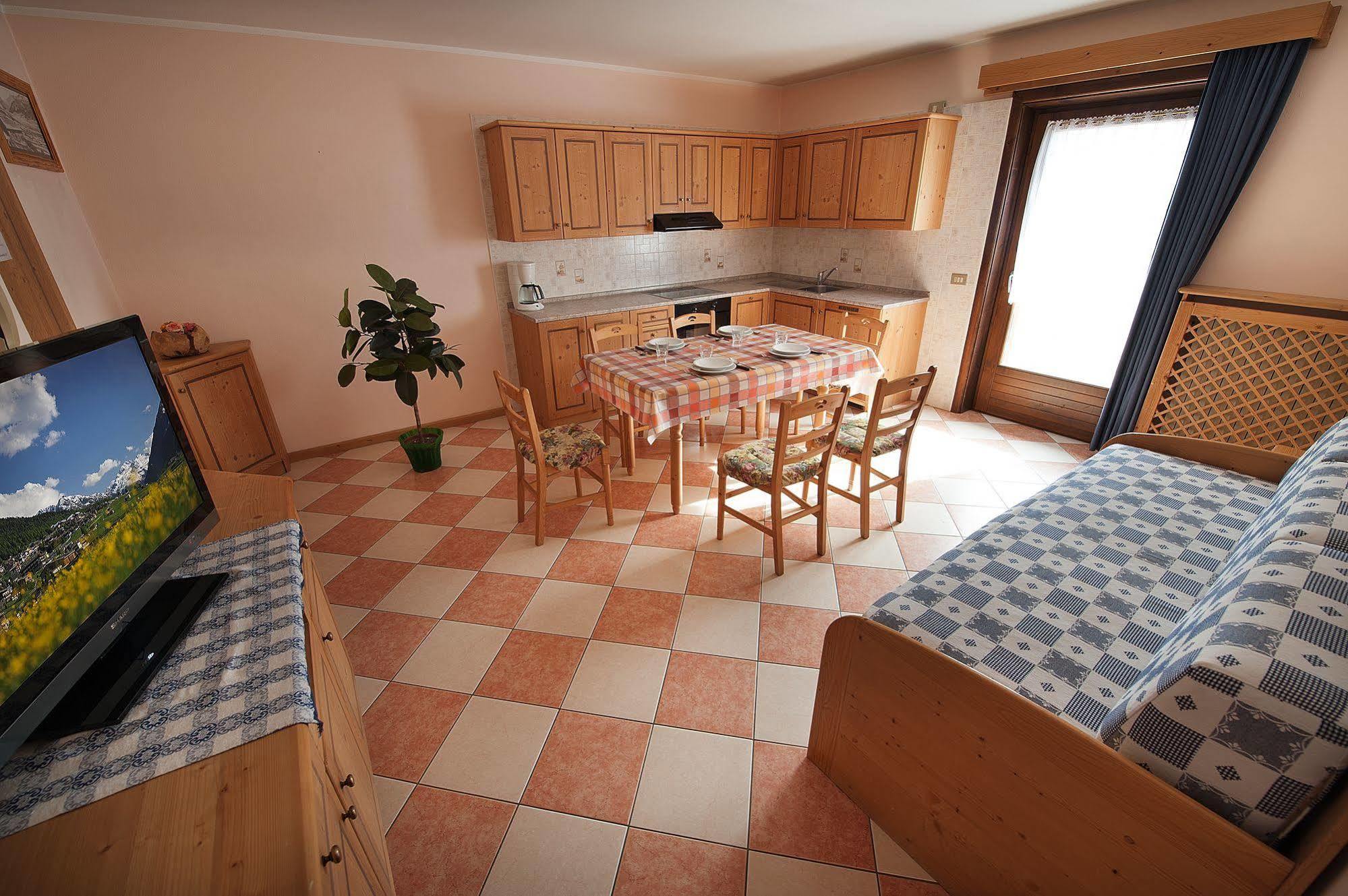 Baita Carosello Apt 4 By Livigno Accomodation Exteriör bild